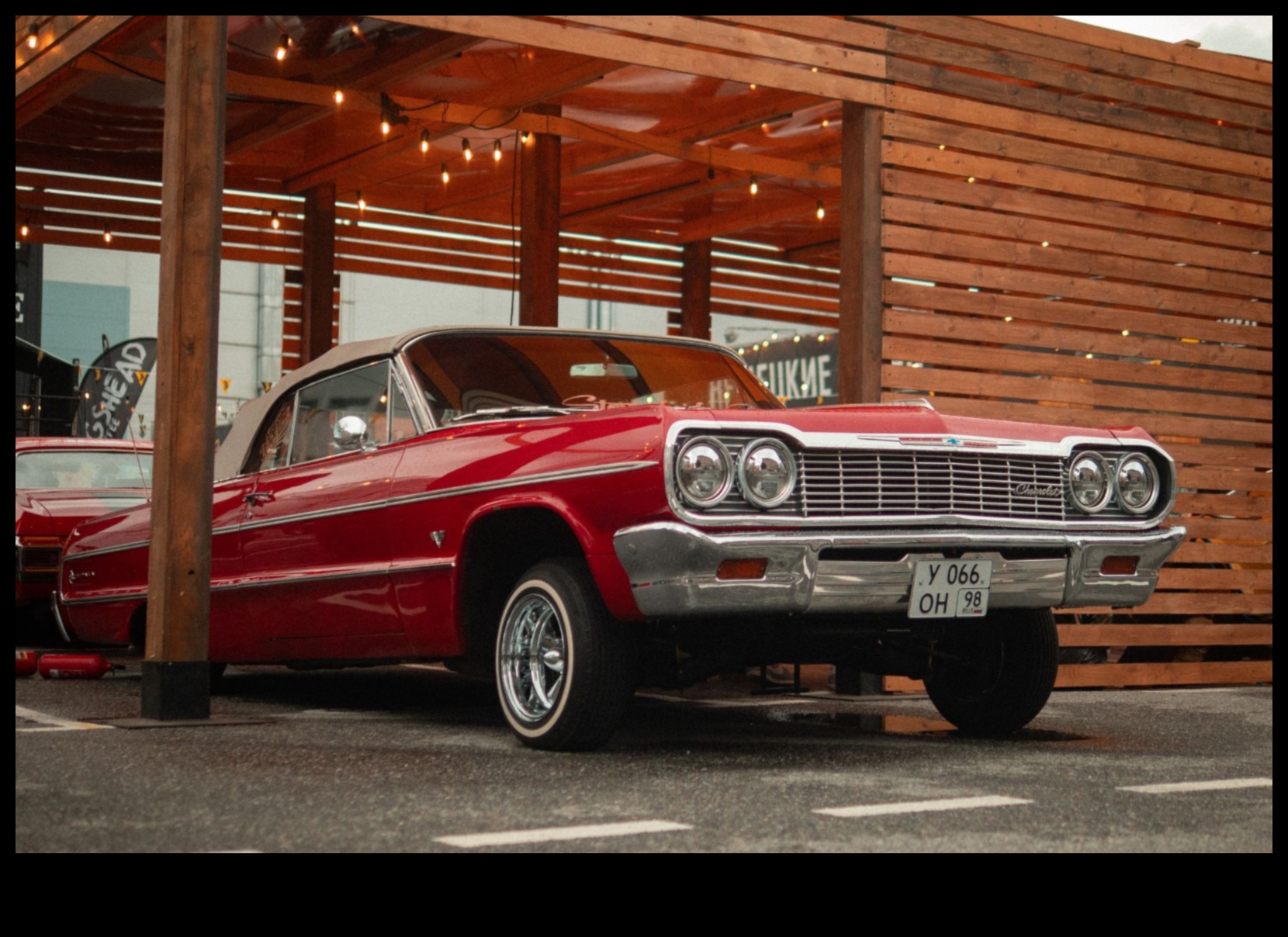 Retro Roads: Classic Cars and the Beauty of Gone Eras